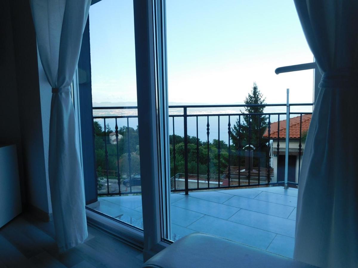 Apartments Ema Lovran Zewnętrze zdjęcie