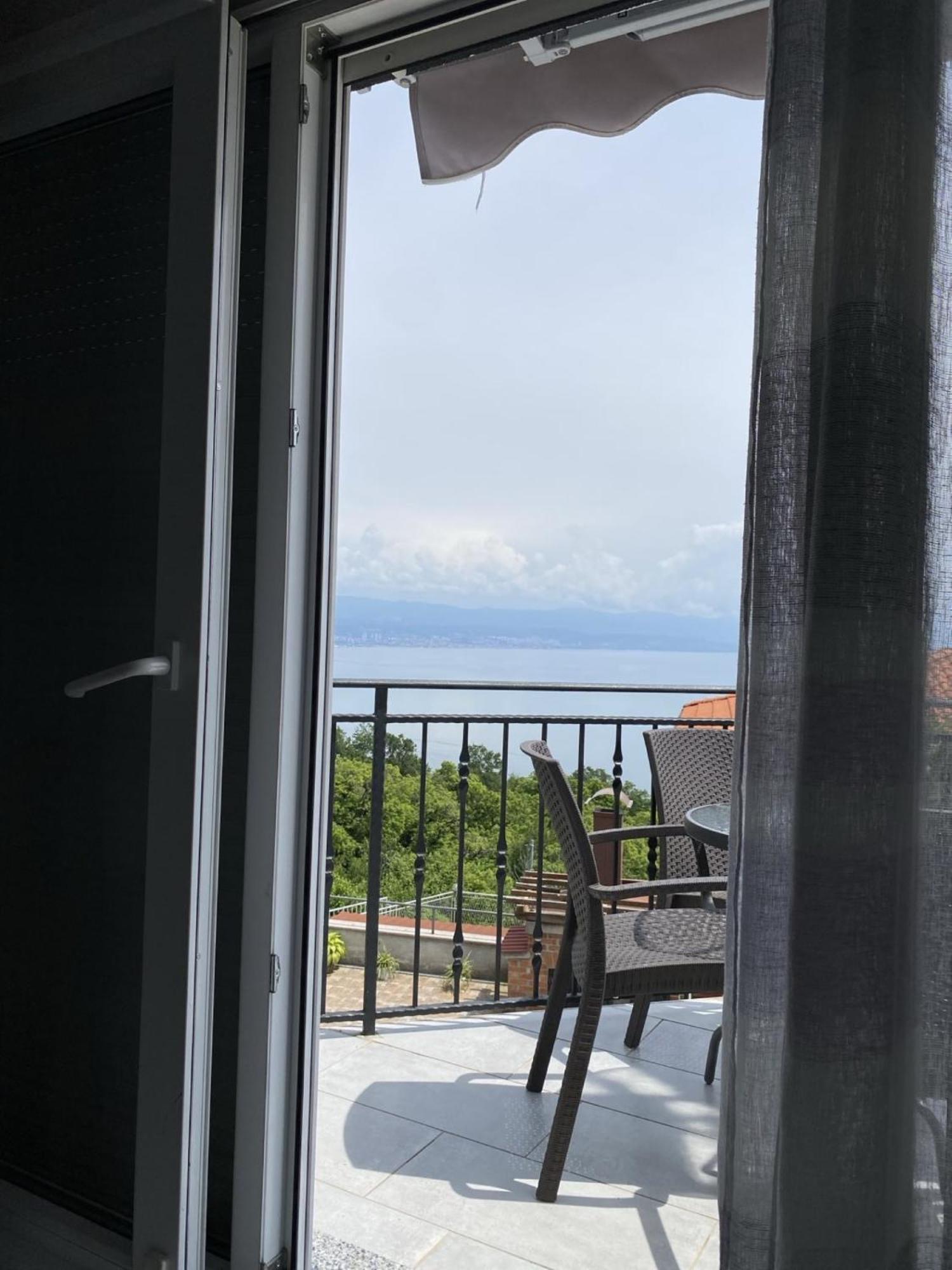 Apartments Ema Lovran Pokój zdjęcie